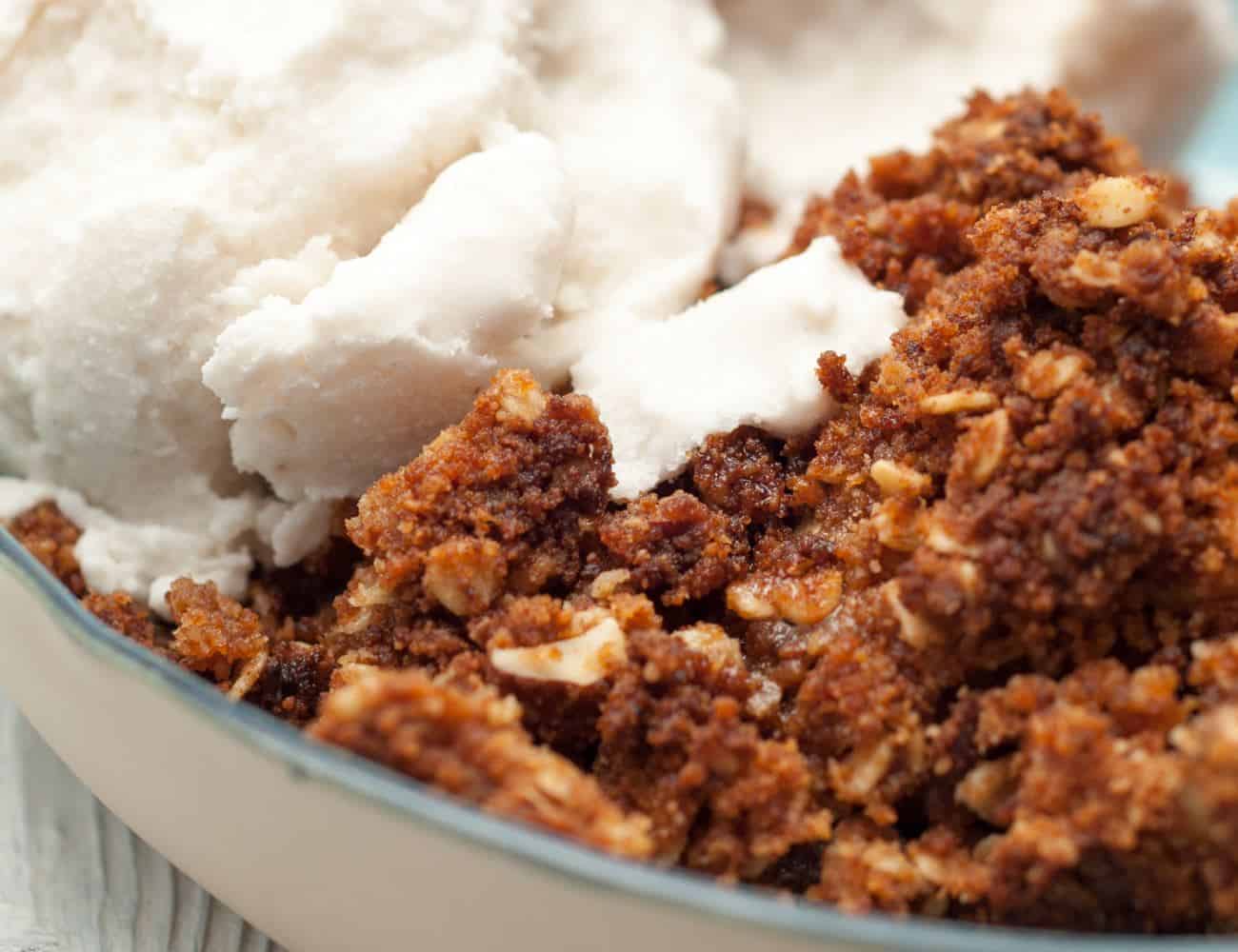 The best vegan Apple Crisp recipe