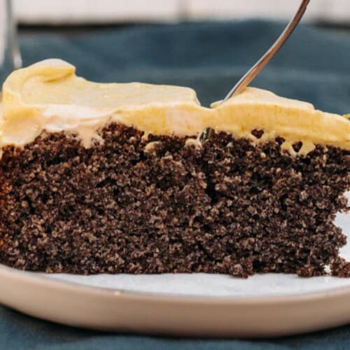 Poppy seed cake with turmeric coconut cream recipe