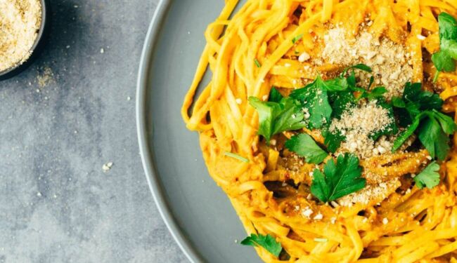 vegan pasta with paprika nut sauce recipe