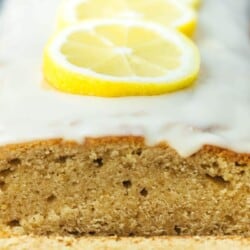 juicy vegan lemon cake recipe (1-bowl)