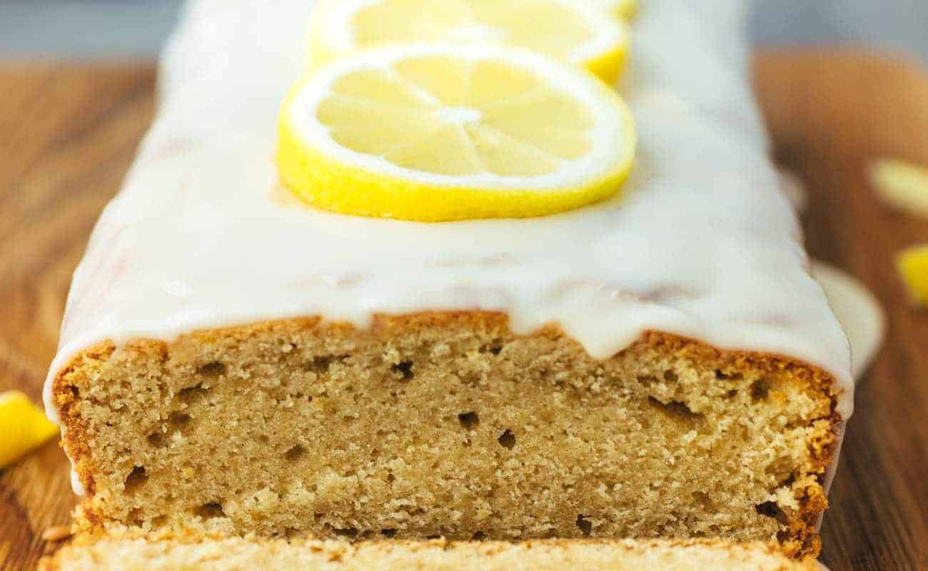 juicy vegan lemon cake recipe (1-bowl)