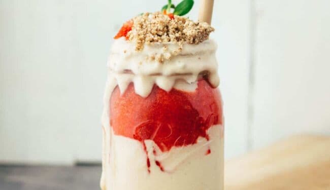 Strawberry protein smoothie with delicious pecan nut crunch recipe