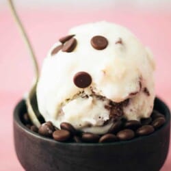 vegan stracciatella ice cream with aquafaba (without ice cream maker) recipe