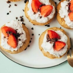 quick vegan strawberry shortcake with coconut cream (gluten free) recipe