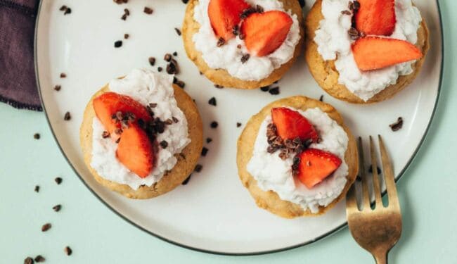 quick vegan strawberry shortcake with coconut cream (gluten free) recipe