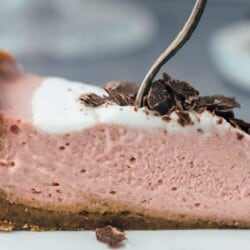 Vegan Strawberry (Raw) Cheesecake Recipe