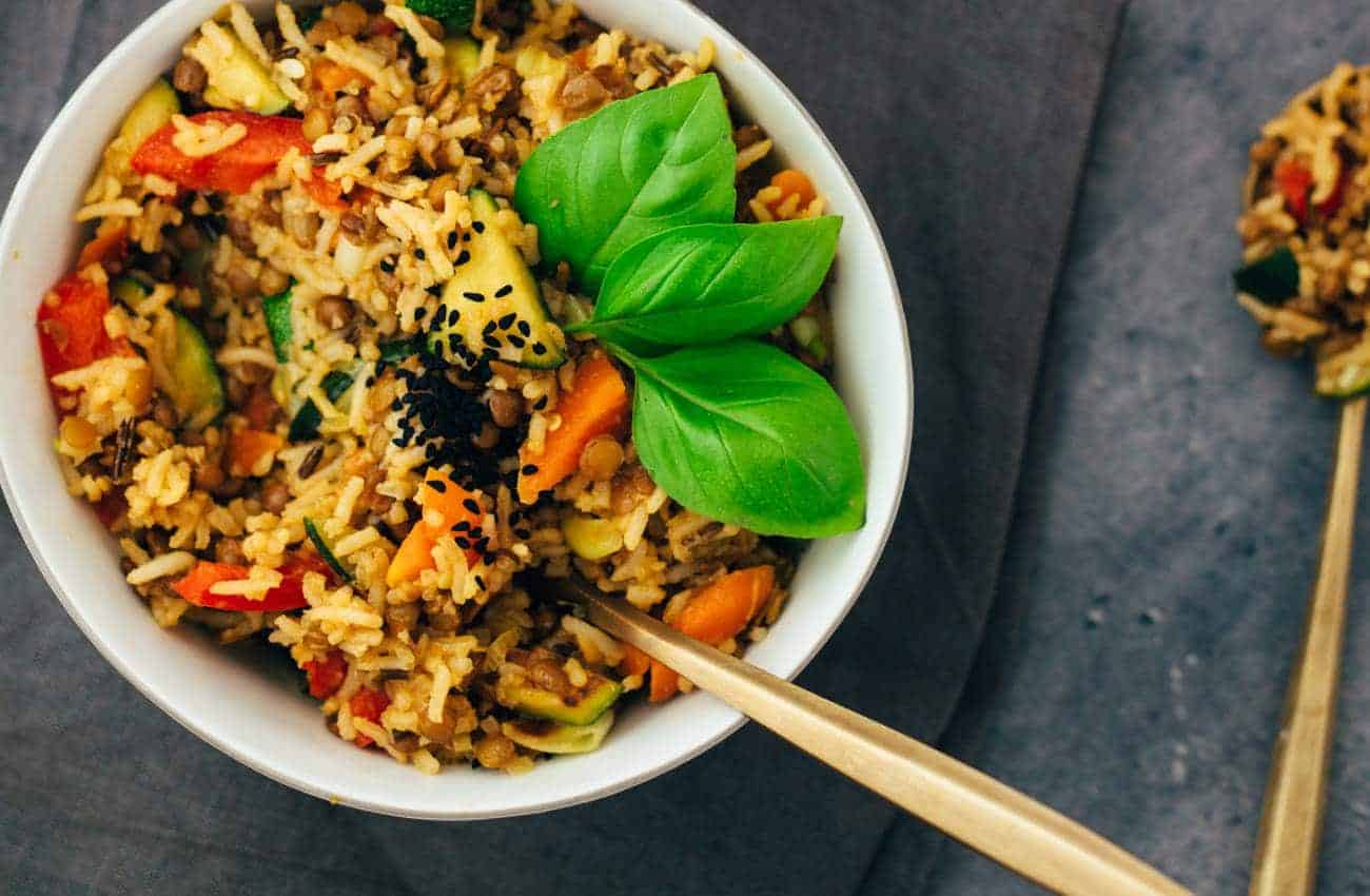Fried rice with lentils (vegan, gluten-free) in 30 minutes