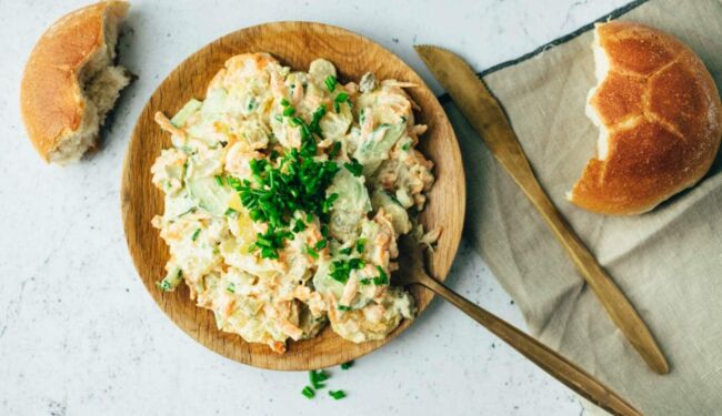 Simple vegan potato salad in just 30 minutes - recipe