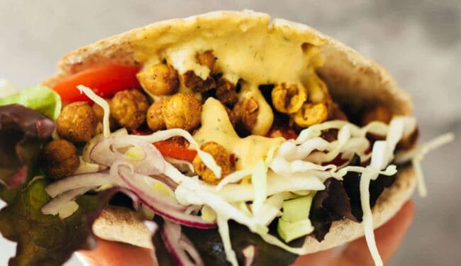 Shawarma sandwich with chickpeas (25 minutes) recipe