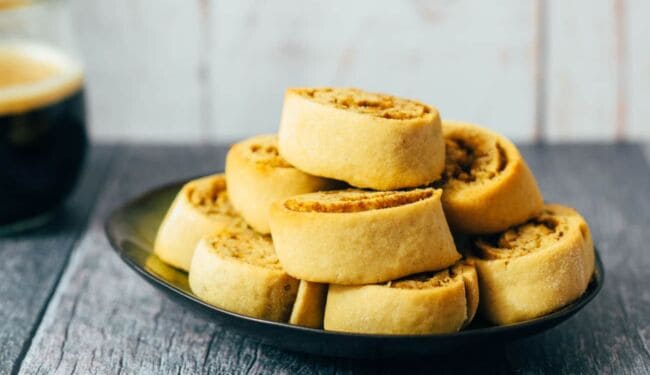 Cinnamon Buns Coffee Cookies (25 minutes) Recipe