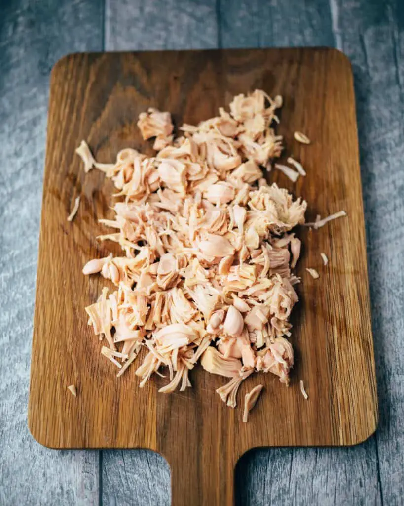 Vegan goulash with jackfruit — VEGANE VIBES