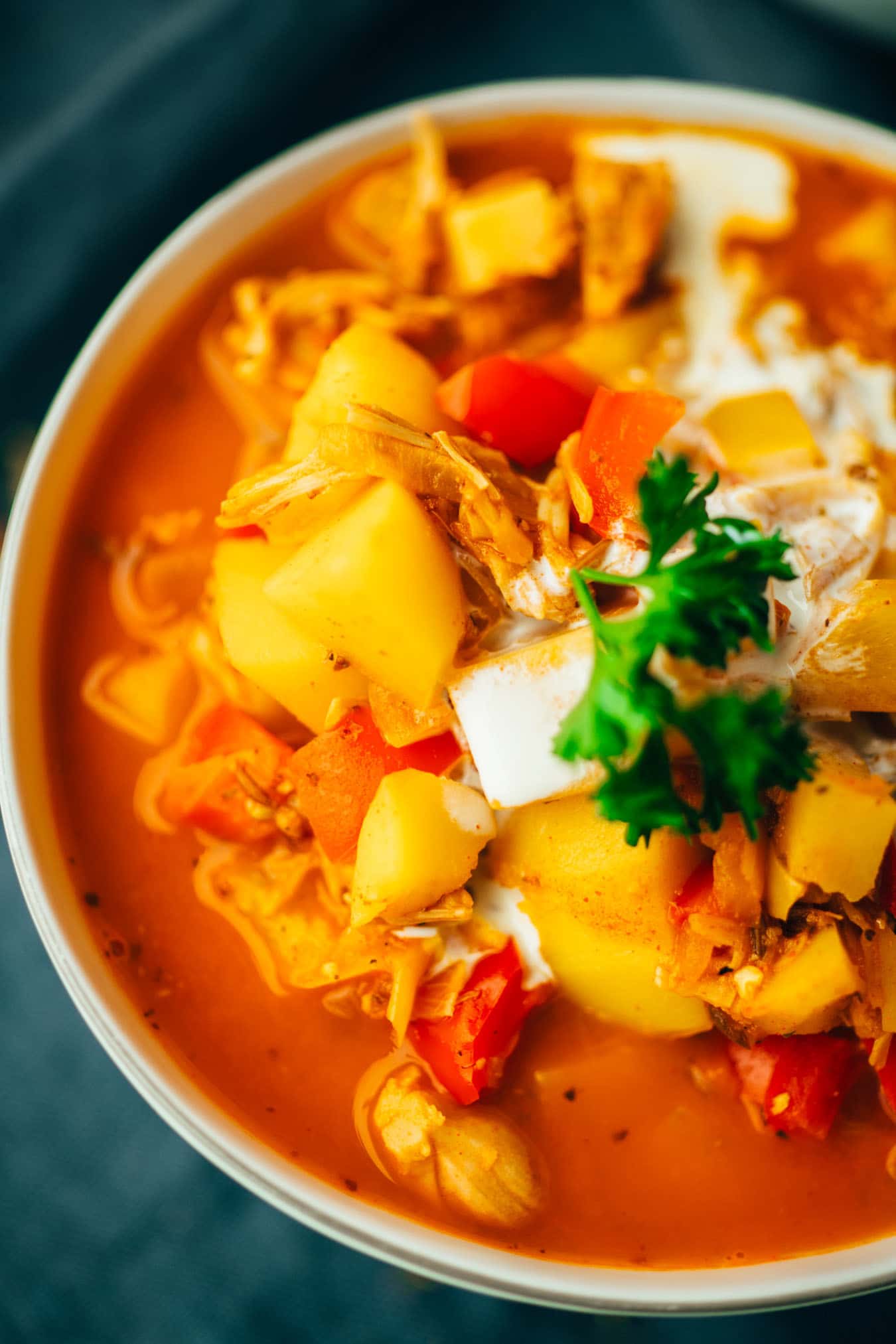 Vegan goulash with jackfruit — VEGANE VIBES