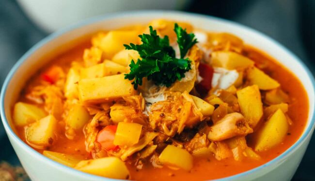 Vegan goulash with jackfruit