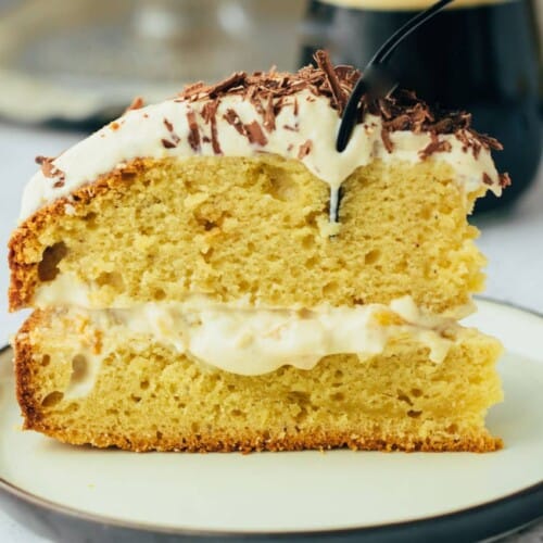 Fruity pineapple cake with cashew frosting