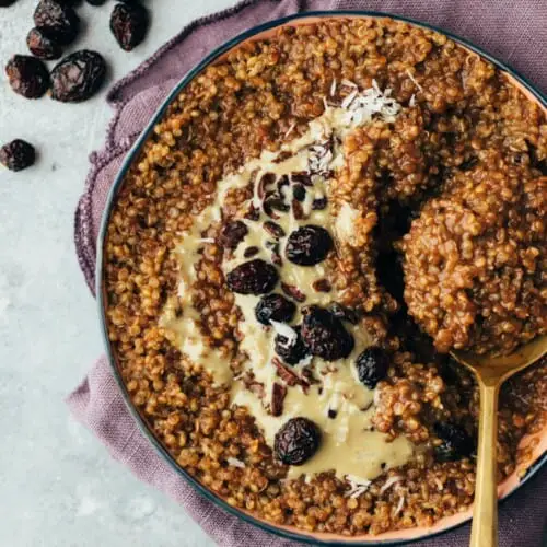 Chocolate Quinoa Bowl (20 minutes)