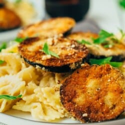 Crispy breaded eggplant with creamy pasta (30 minutes)