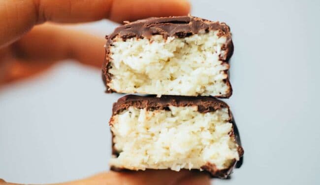 Simple vegan bounty bar