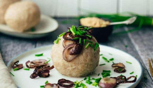 Dumplings with feta and spinach filling