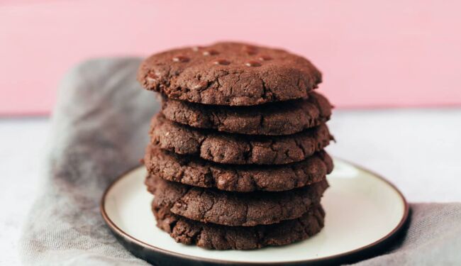 Tahini chocolate cookies