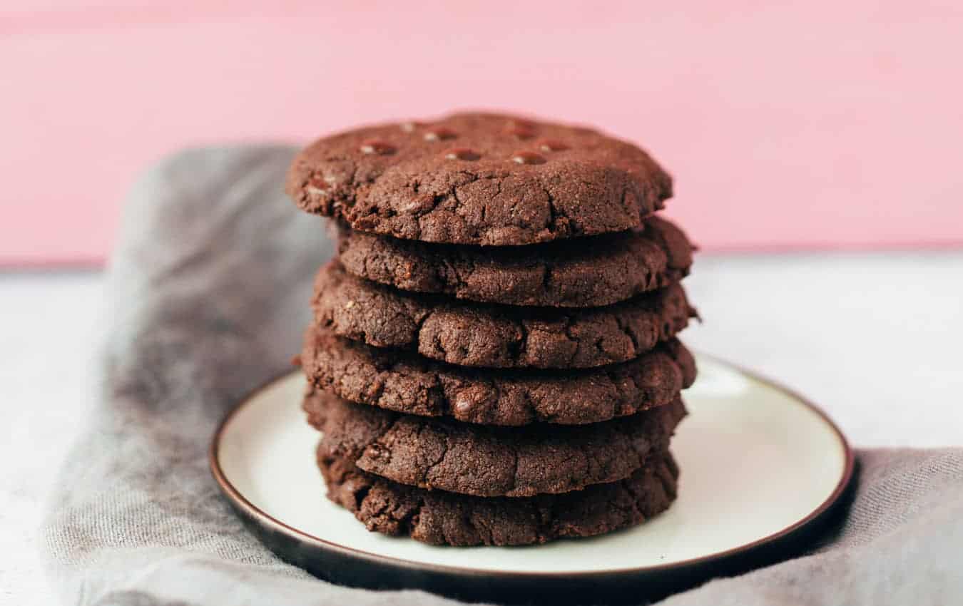 Tahini chocolate cookies