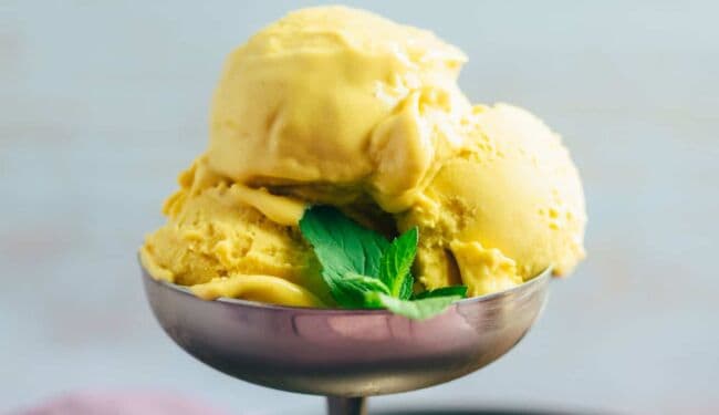 Creamy mango ice cream (with or without ice cream maker)