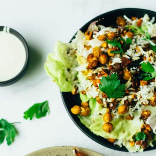 Oriental salad with apricots & chickpeas