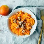 Apple and carrot salad (vegan)