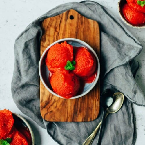 Strawberry sorbet (vegan)