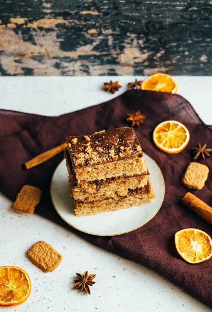 Gingerbread slices vegan