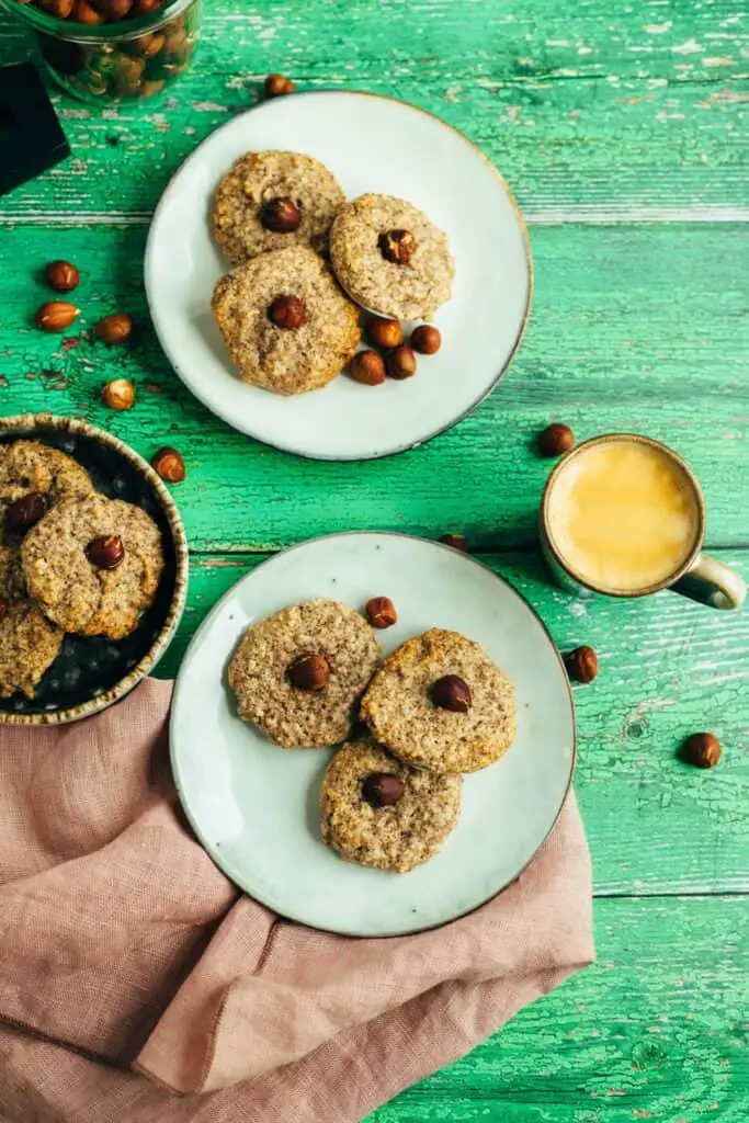 Vegan hazelnut macaroons