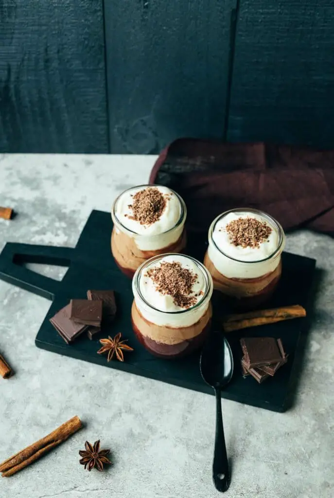 Gingerbread mousse with mulled wine cherries (vegan & gluten-free)