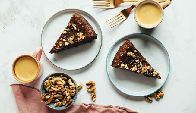 Swiss walnut chocolate cake (gluten free)