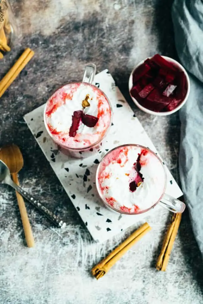 Beet latte (10 minutes)