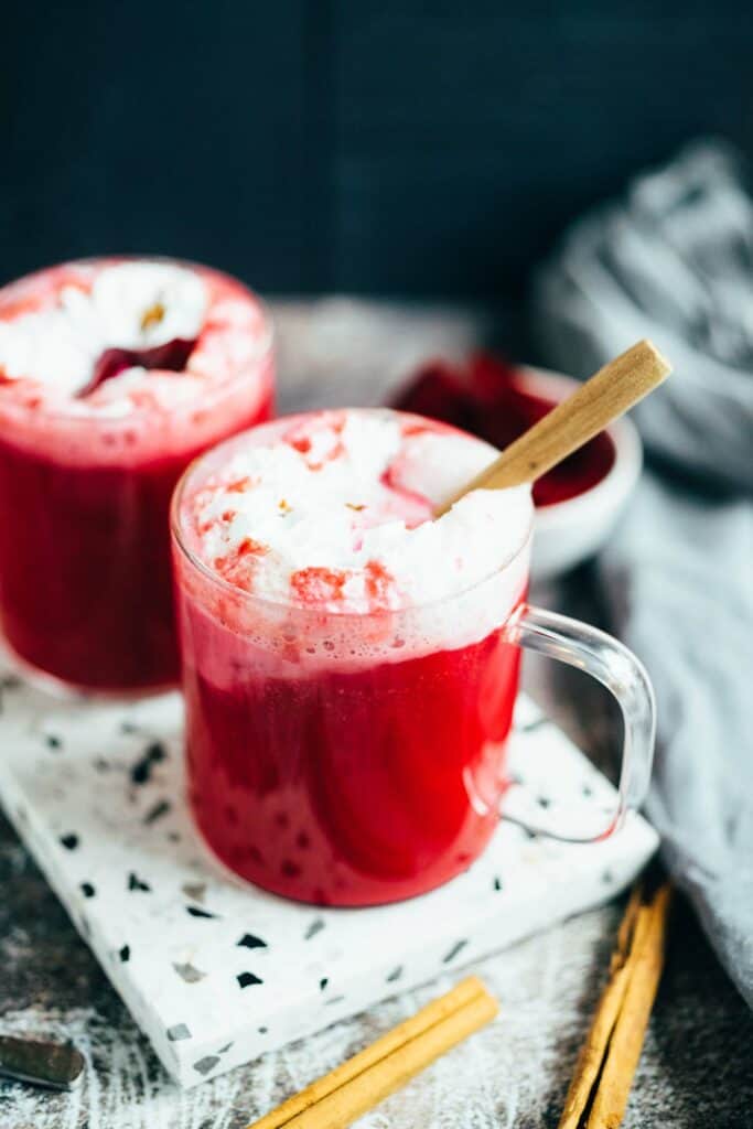 Beet latte (10 minutes)