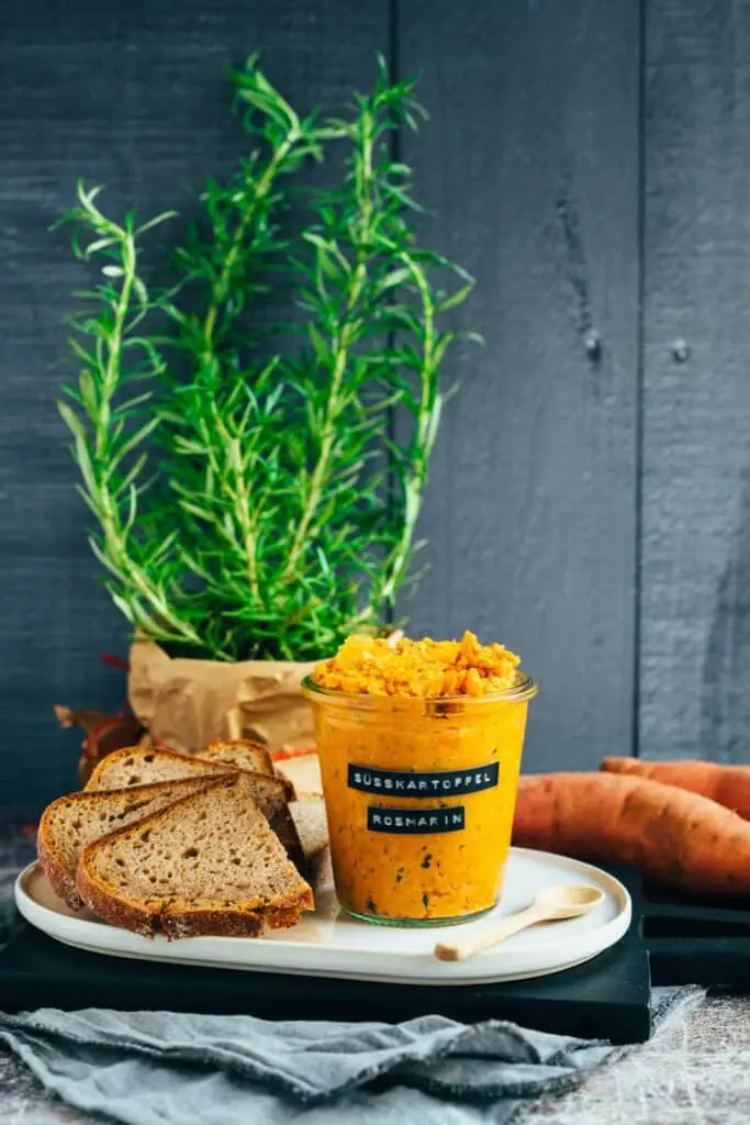 Sweet potato rosemary spread (oil-free)