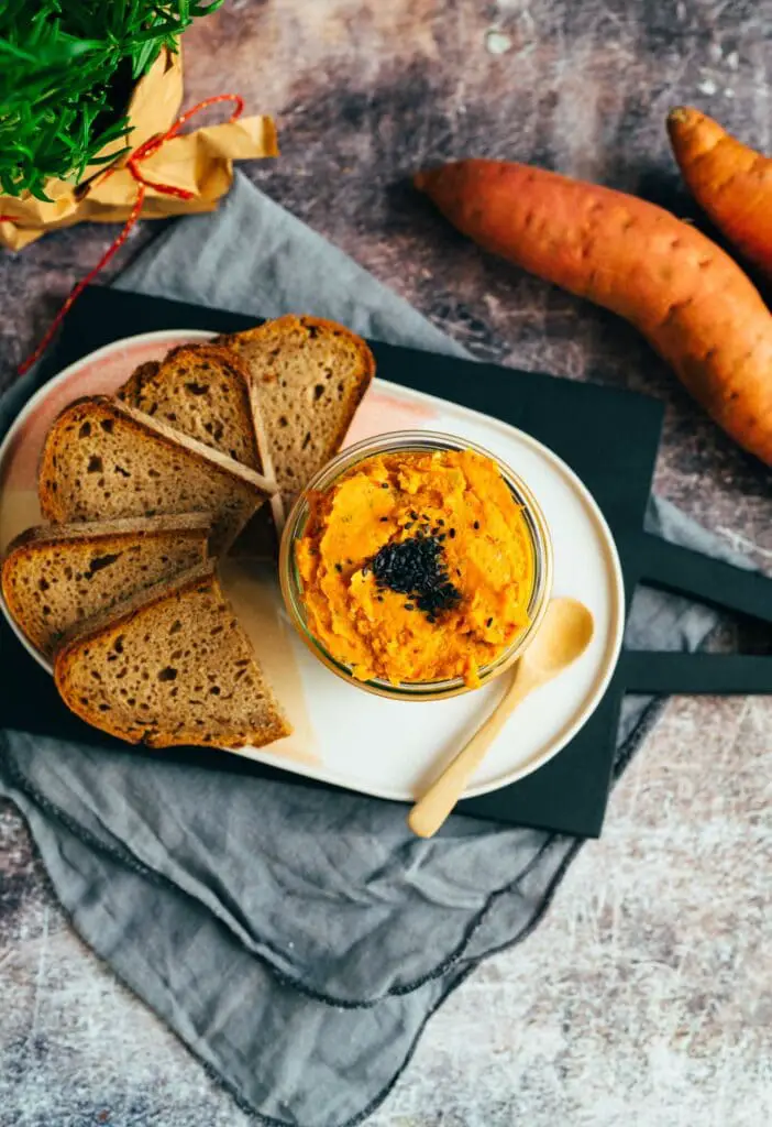 Sweet potato rosemary spread (oil-free)