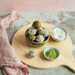 Banana Matcha Bliss Balls (15 minutes)