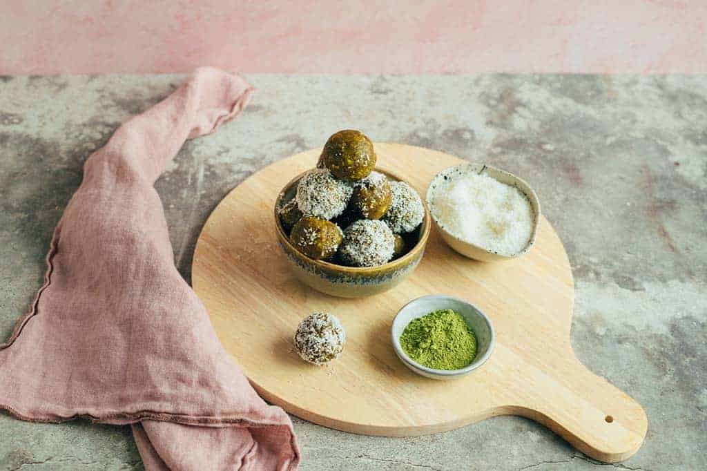 Banana Matcha Bliss Balls (15 minutes)