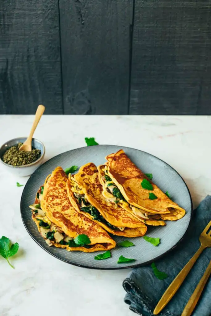 Chickpea omelet (vegan &amp; gluten-free)