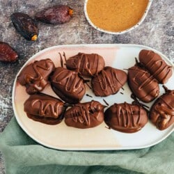 Chocolate dates with nut puree (15 minutes) v & gf