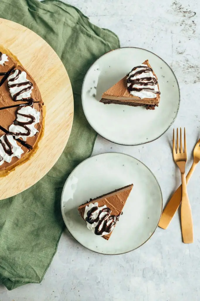 Chocolate mousse cake (without flour)