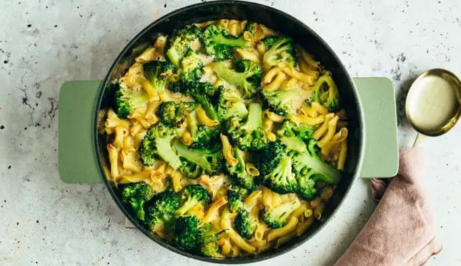 Broccoli lemon pasta casserole