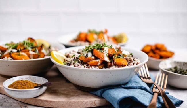 Quinoa salad with creamy dressing