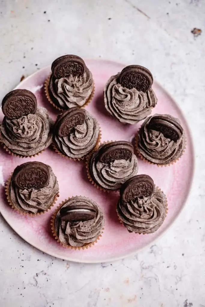 Vegan Oreo Cupcakes