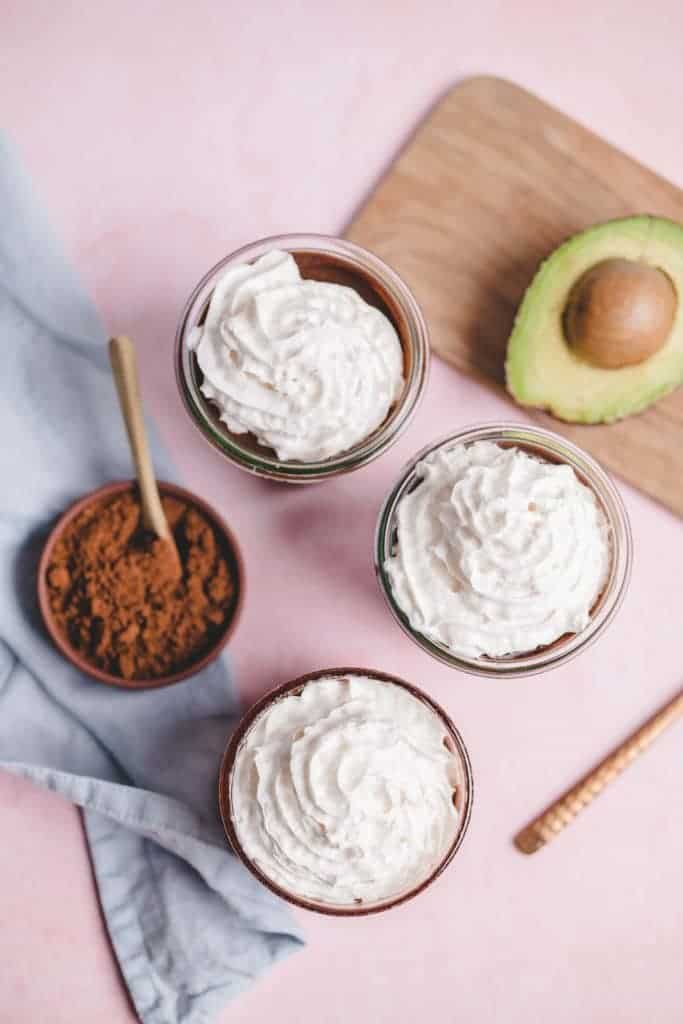 Avocado chocolate mousse (7 ingredients)