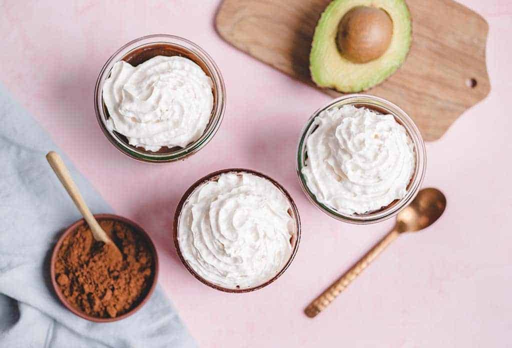 Avocado chocolate mousse (7 ingredients)