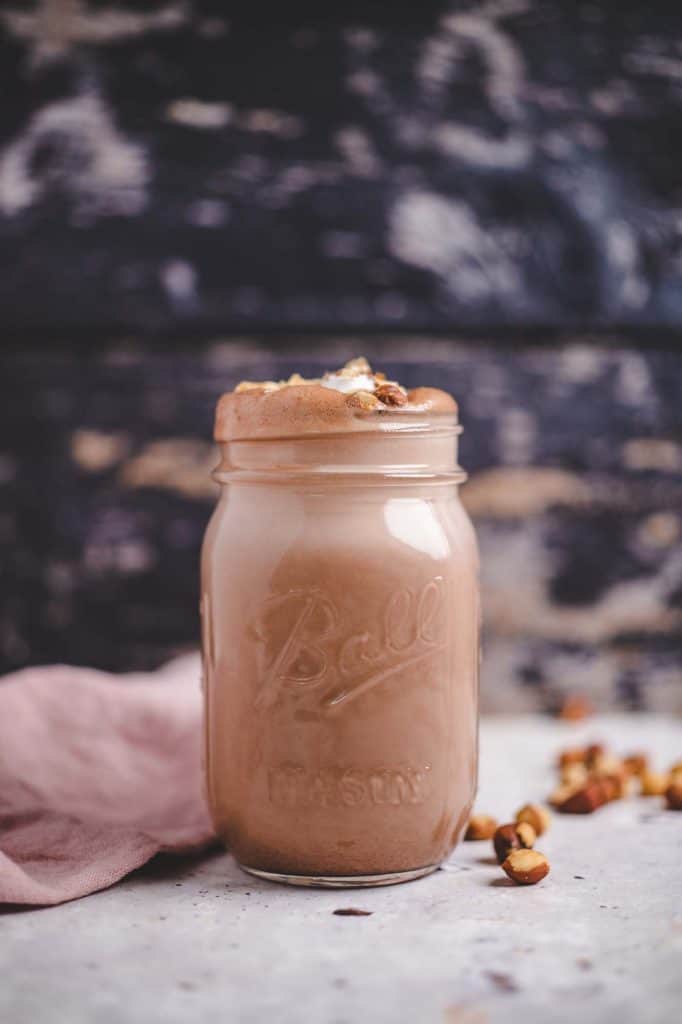 Hazelnut milk (5 minutes) superquick