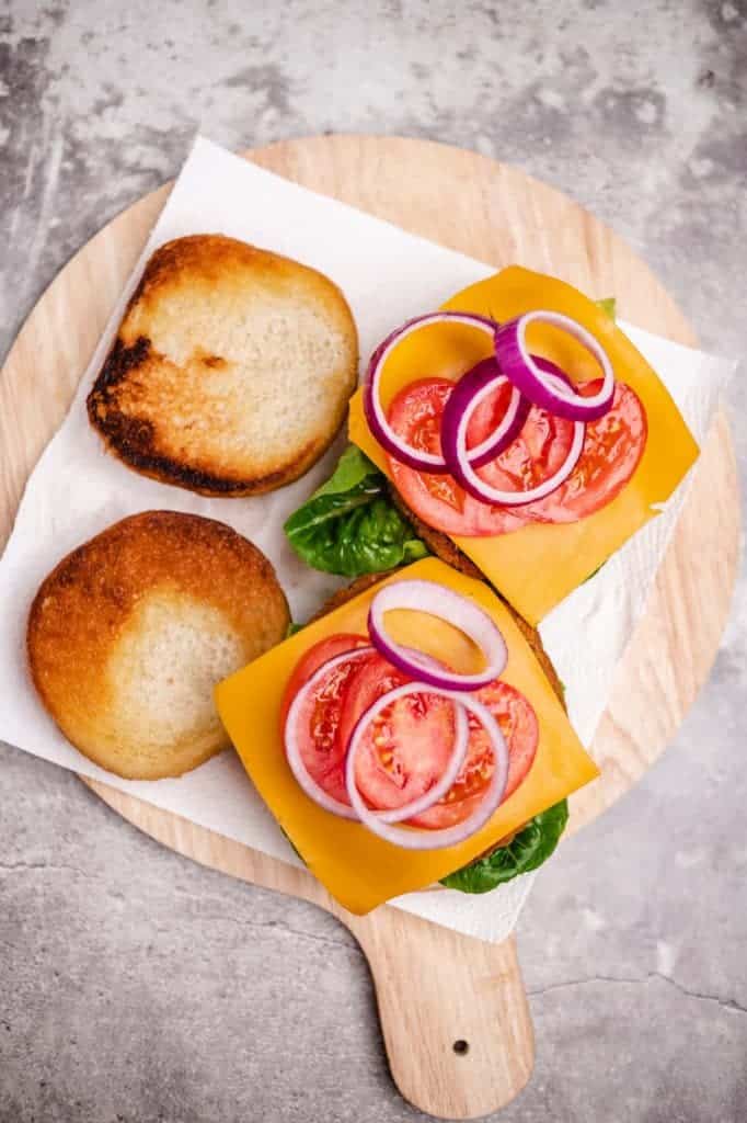 Jackfruit Burger (grill friendly)