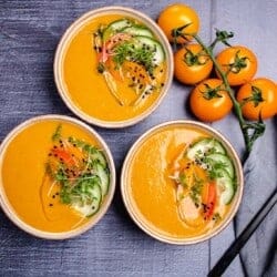 Make gazpacho yourself (vegan, gluten-free, oil-free)