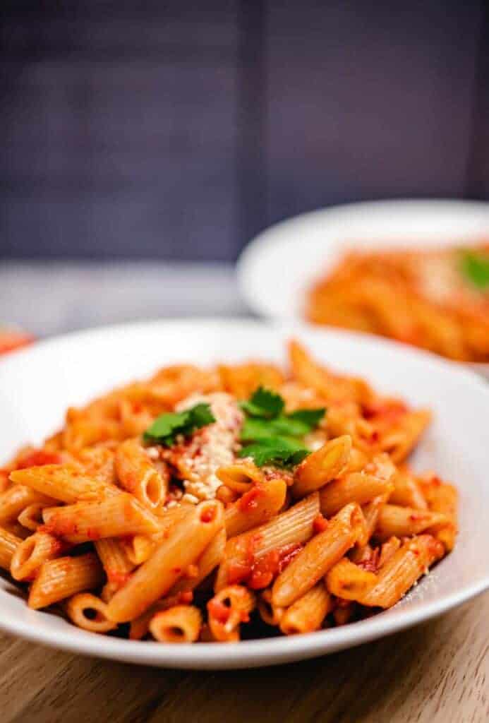 Pasta Arrabiata (30 minutes) vegan recipe